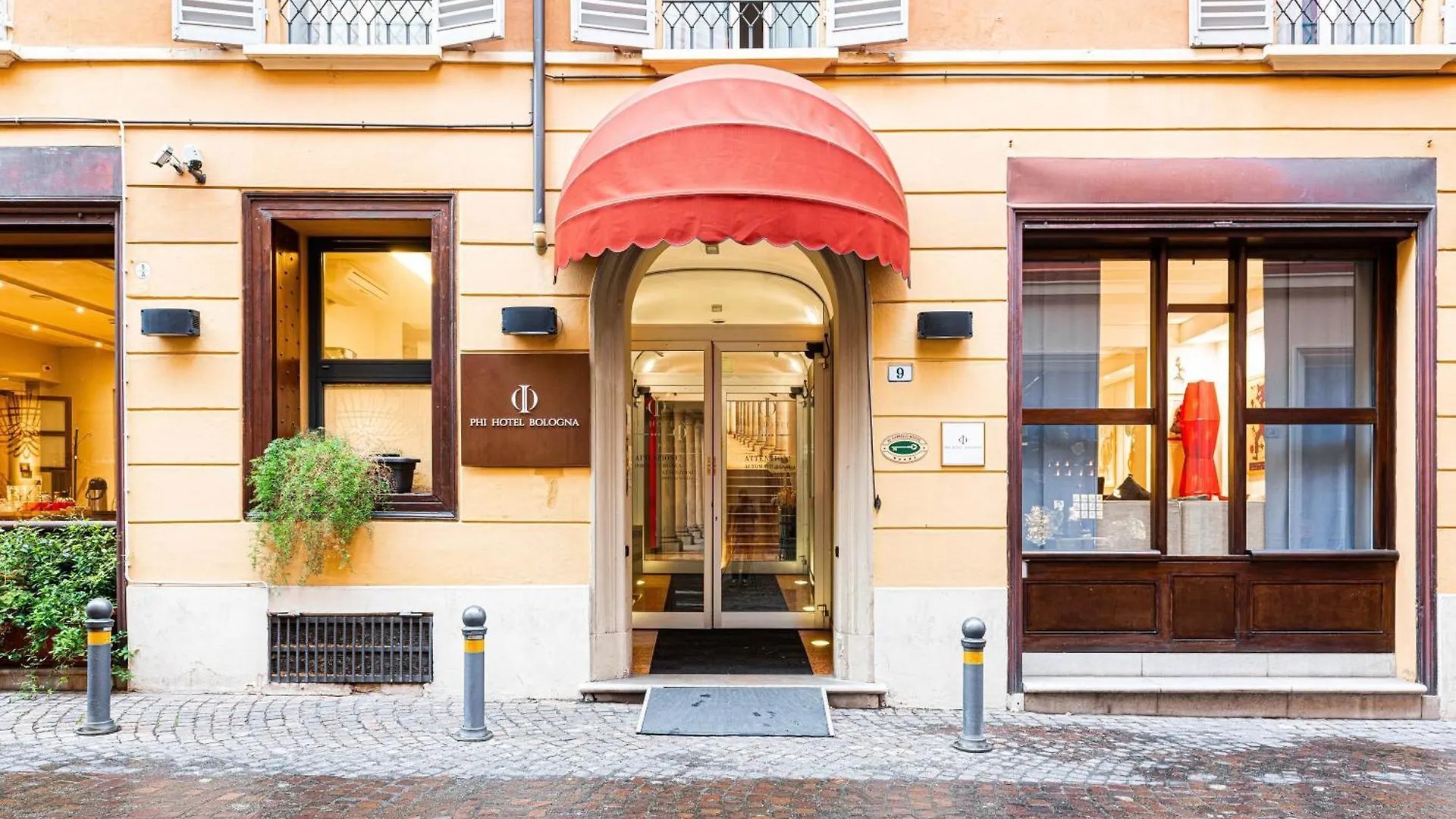 Phi Hotel Bologna Apartments